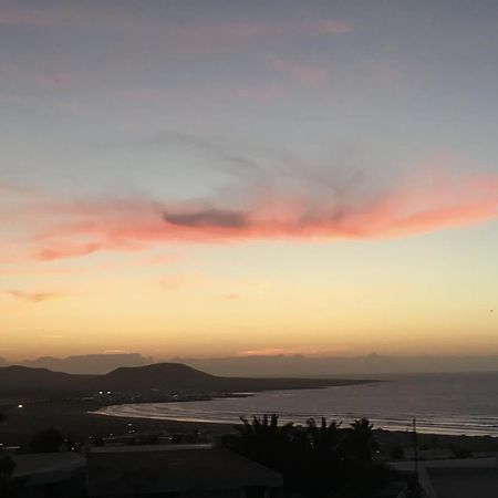Bungalow Apartamento Sol Famara Buitenkant foto
