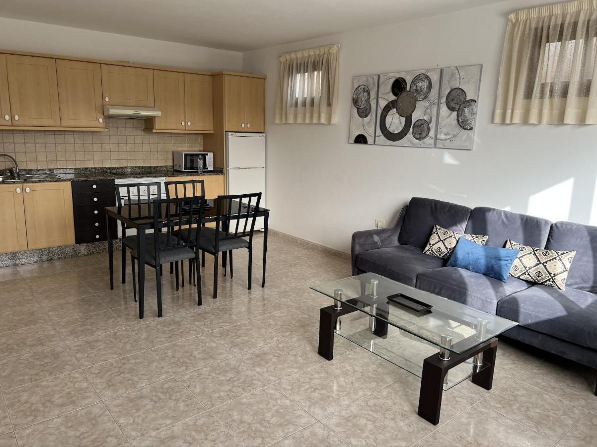 Bungalow Apartamento Sol Famara Buitenkant foto